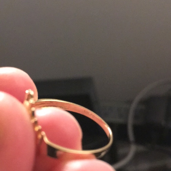 10k solid gold diamond shape ring - Picture 4 of 4